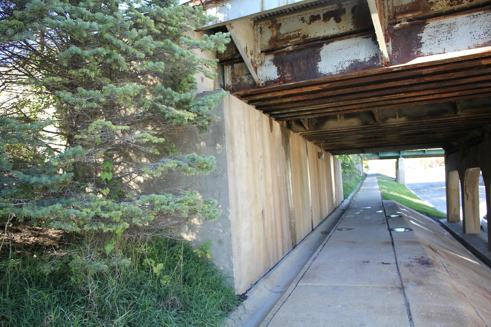 West abutment